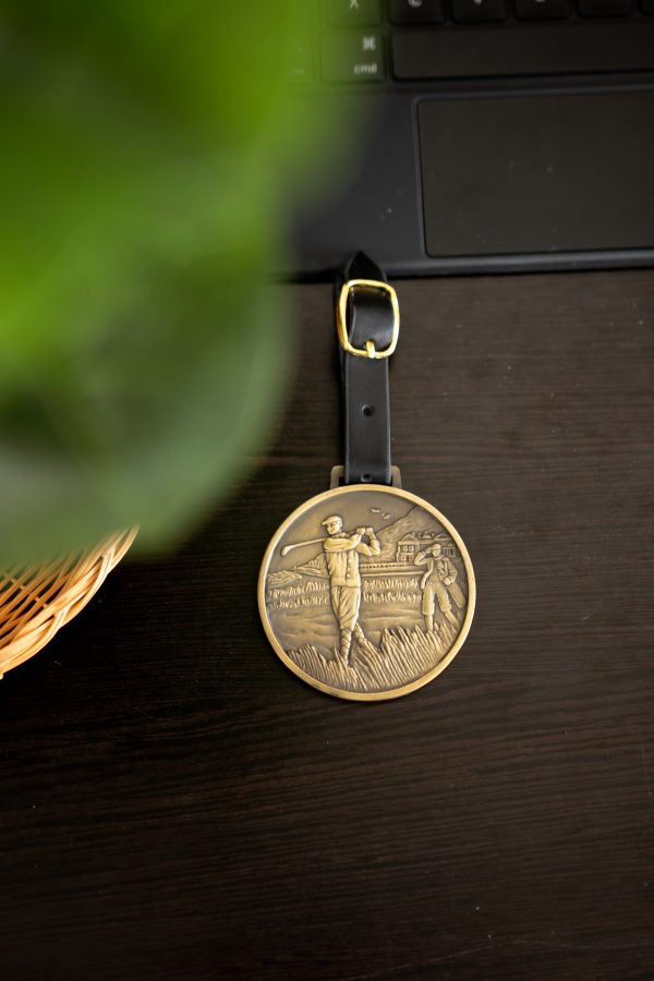 2.5  Antique Gold Casted Golf Tag on Strap 3 scaled
