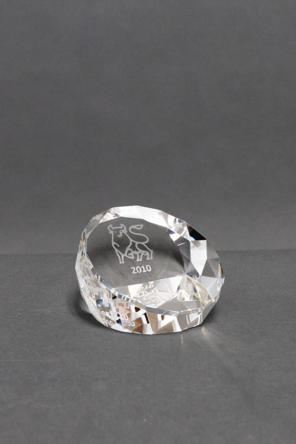 3  Optic Crystal Slant Front Paperweight 01 scaled