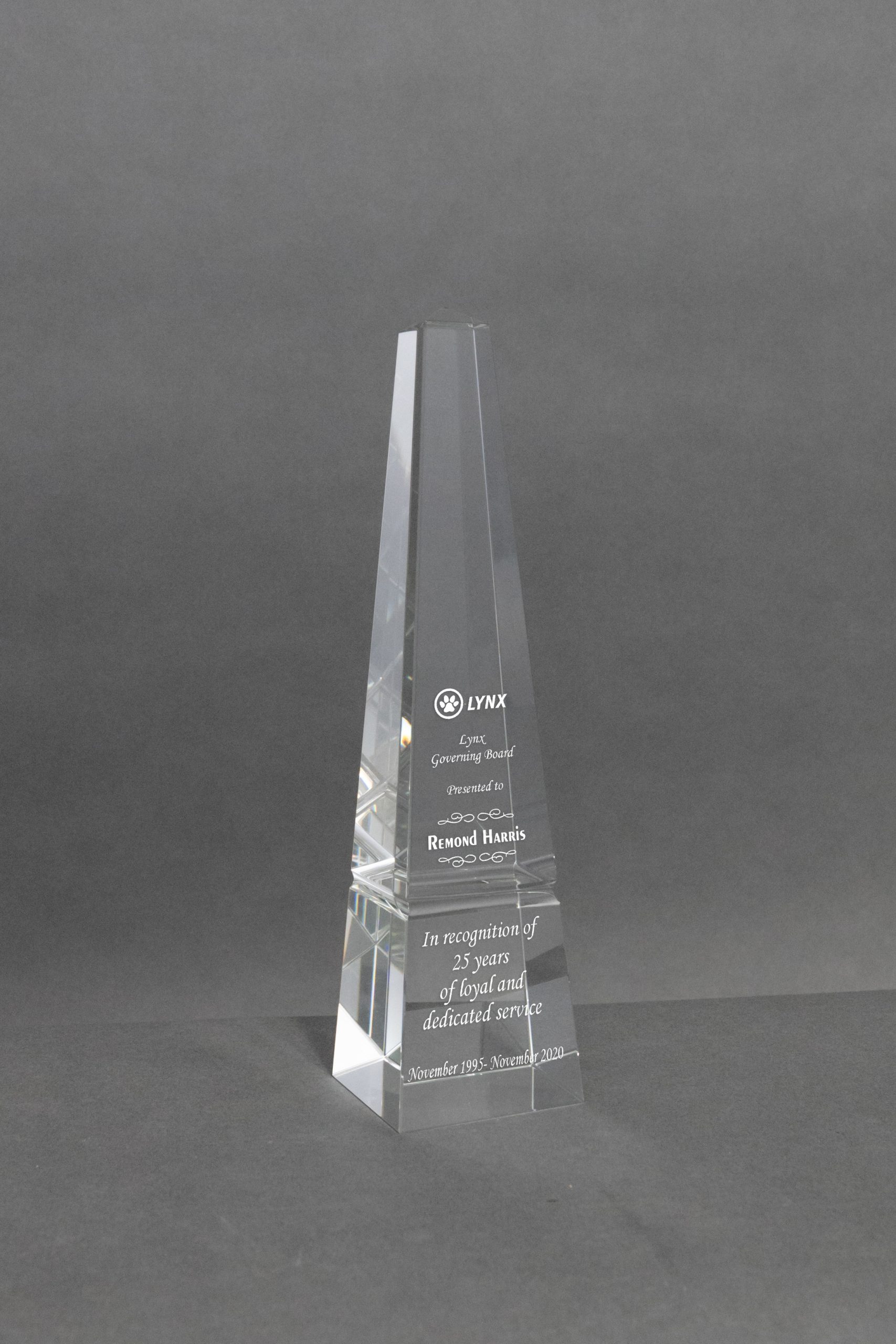 Optic Crystal Groove Obelisk - United Trophy