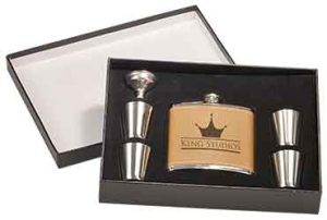 Leatherette Flask Set in Gift Box 1